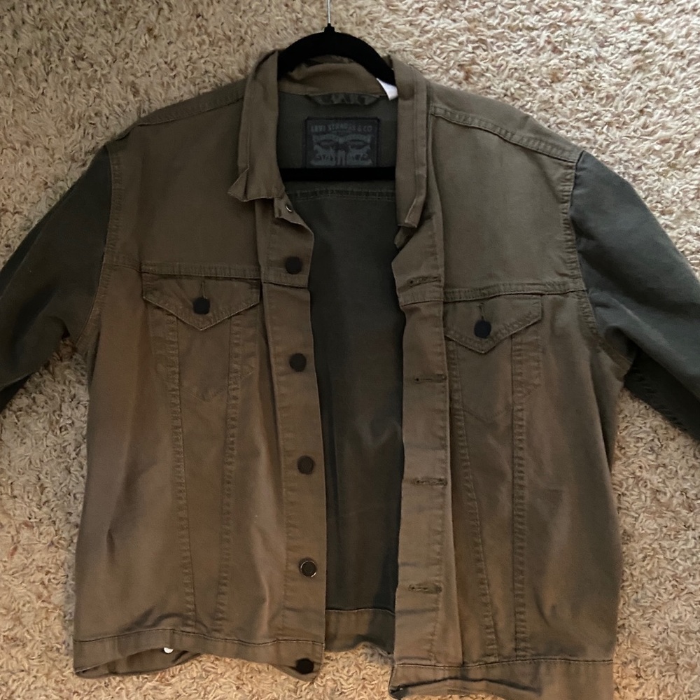 Levi’s Two tone army green jacket